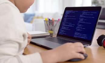 アメリカの中学生が学ぶプログラミング言語超入門【全世界700万人が感動したプログラミングノート】