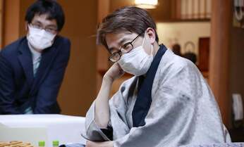 52歳の羽生善治が第2局で見せた、常識外の金打ちの妙手 20歳の藤井聡太に挑戦する王将戦七番勝負