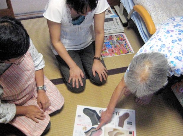 利用者に寄り添うのがケアマネの役割だ（写真はイメージ）（ｃ）朝日新聞社