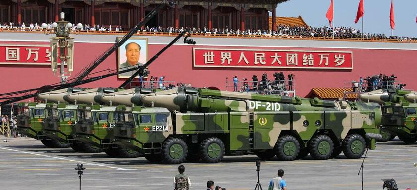 「空母キラー」と呼ばれる中国軍の対艦弾道ミサイル「DF２１D」