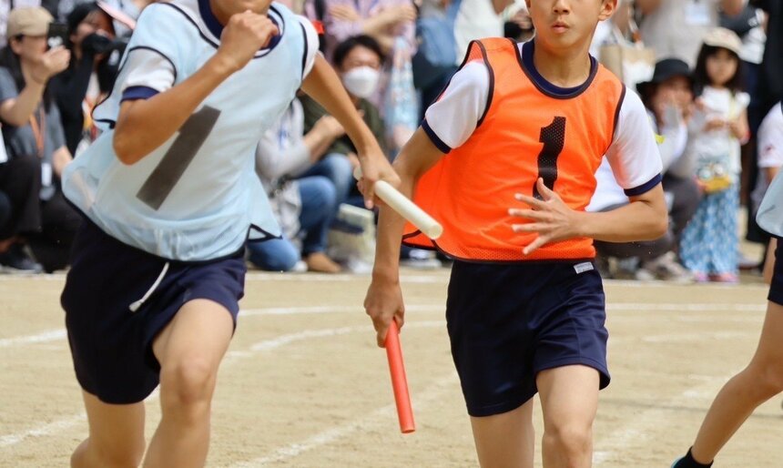 リレーの最後で手を抜く子どもとは？（写真：松下先生の息子さんの運動会のようす）