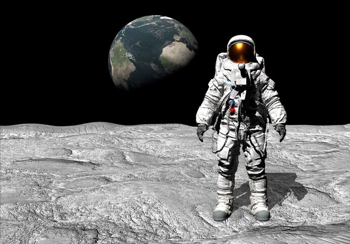 7月20日は人類が初めて月面に着陸した日です