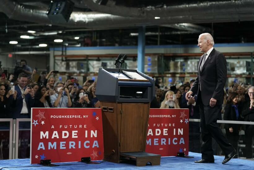 米ニューヨーク州にあるＩＢＭの施設を訪れたバイデン大統領／１０月６日（ｐｈｏｔｏ　ＡＰ／アフロ）