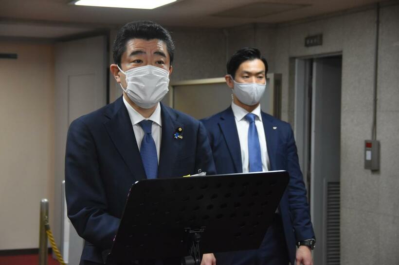 調査を命じた野上農水相（Ｃ）朝日新聞社