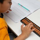 「公文」か「そろばん」か、将来“中学受験”するならどちらをしておくべき? プロに聞くそれぞれの利点とは
