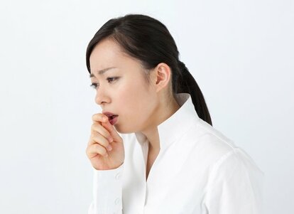 COPD(慢性閉塞性肺疾患)の日本の潜在患者数は約620万人とされているが、治療を受けているのはその中のごく一部だ (※写真はイメージ)