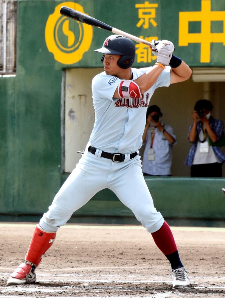 今年のドラフトの目玉となっている近畿大・佐藤輝明　（ｃ）朝日新聞社