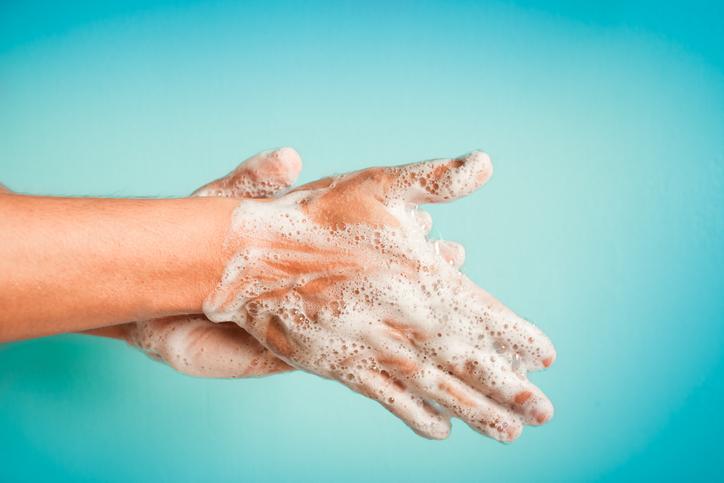 抗菌石けんを使うことではなく、石けんで手洗いする回数を増やすことが大切（写真：getty images）