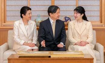 雅子さまのファッションは「無難」よりも「光」が本来? 皇后陛下のファッションを考える