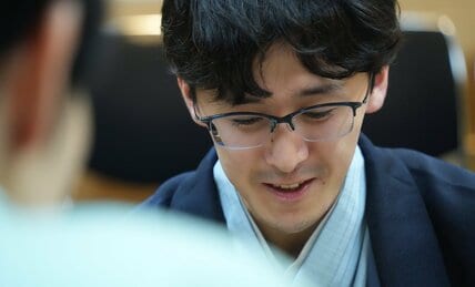 伊藤匠叡王位防衛、2連覇達成　劇的な結末に「失冠を覚悟するような場面もあった」