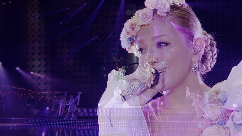 浜崎あゆみ、代表曲「M」ライブ映像10本を繋いだ動画をYouTubeプレミア公開