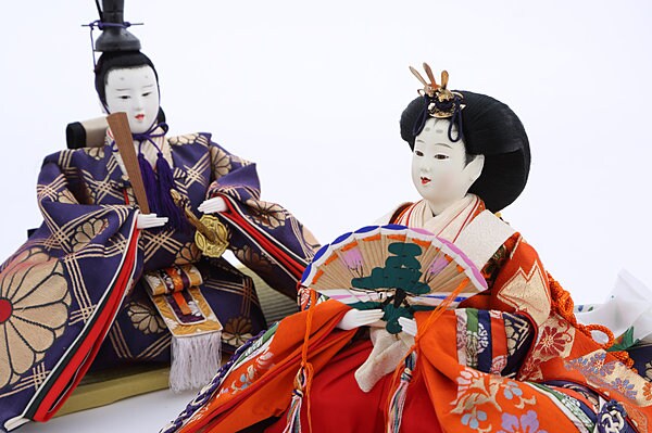 春以来の登場となる雛人形