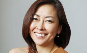 本日、中山美穂さんお別れ会「世界中の誰よりきっと」はなぜいまも耳に残る名曲なのか? キラキラと音圧のすごさ