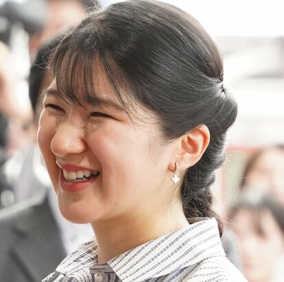 写真・図版（1枚目）| 〈全国各地とつながる皇室〉愛子さま 佐賀