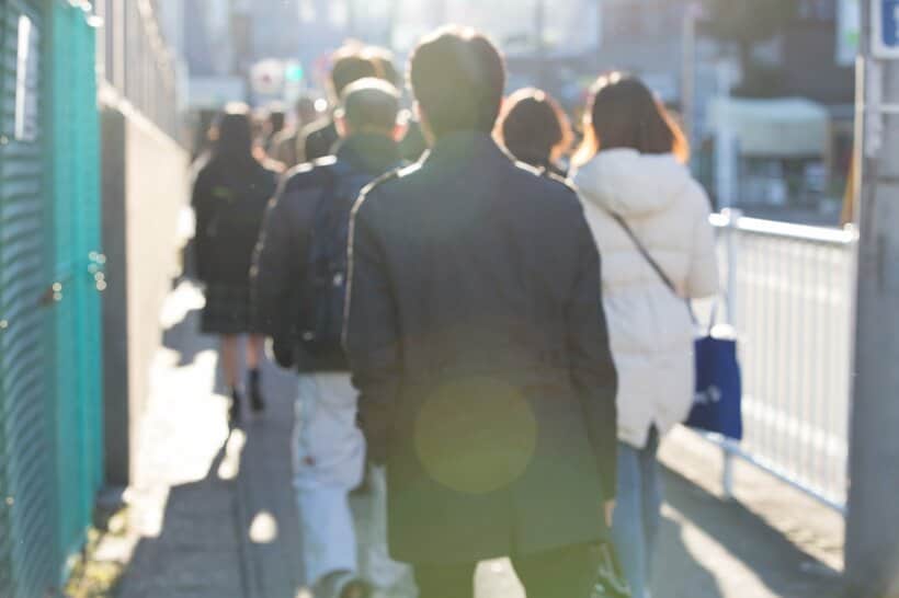 コロナ禍以降は職場の飲み会も減り、同僚たちとのコミュニケーションの機会が減っている（photo 写真映像部）