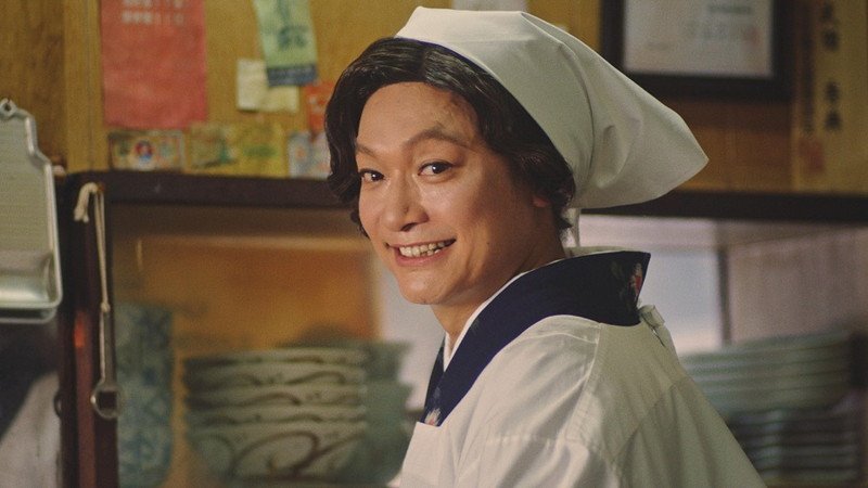 香取慎吾、お母さん役でファミマCMに登場「慎吾母が言うなら『おっつー』でしょうね（笑）」