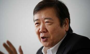 「自粛の中、音楽、本、映画、絵画なしで過ごした人はいますか?」鴻上尚史氏がアフターコロナ語る