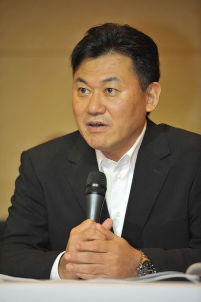 私利私欲に走る三木谷氏は単なる「政商」か……　（c）朝日新聞社　＠＠写禁