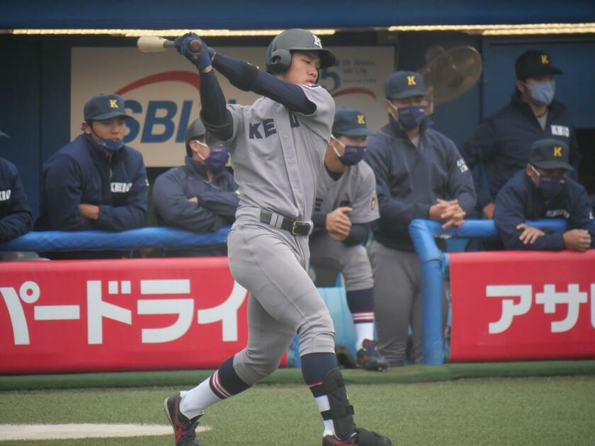 慶応大・下山悠介（写真提供・プロアマ野球研究所 PABB）
