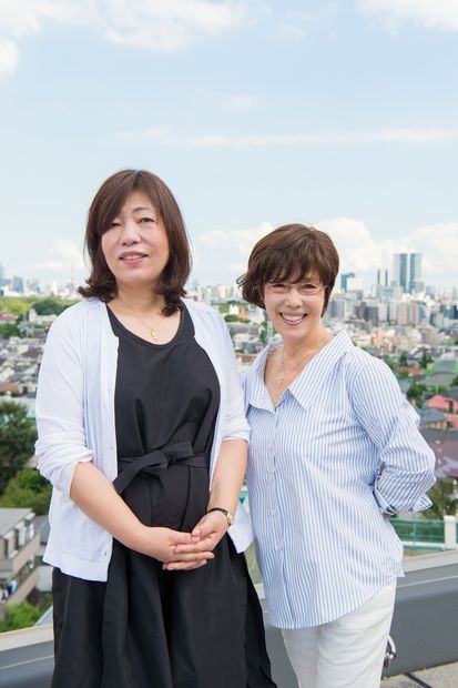 平野レミさん（右）と林真理子さん（撮影／堀内慶太郎）