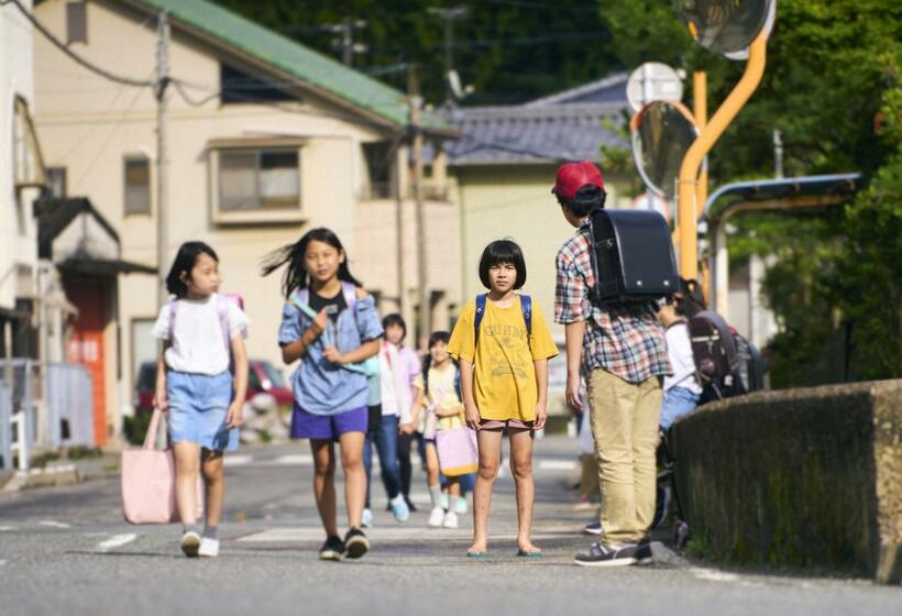 映画「こちらあみ子」は、8日から新宿武蔵野館ほか全国順次公開（ｃ）2022「こちらあみ子」フィルムパートナーズ