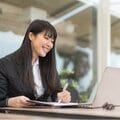 「就活」にも「AI」が効く! 60点を100点にはできないが…ESに自己分析、特に「威力」を発揮する局面とは