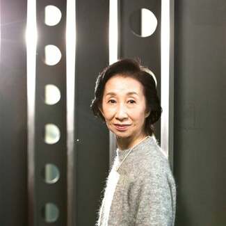 〈きのう何食べたケンジ母役・鷲尾真知子〉「予兆はまったくなかった」鷲尾真知子が“夫の死”を語る