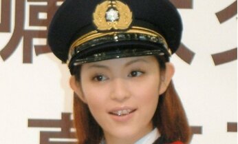 元グラドル「岩佐真悠子」が介護の仕事に本格転身 アイドルから芸人まで…意外と多い“福祉の現場へ向かう”芸能人たち