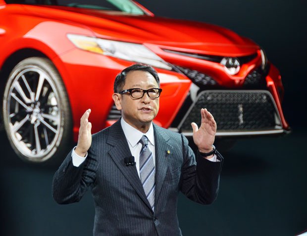 米デトロイトの自動車ショーで登壇したトヨタ自動車の豊田章男社長　（ｃ）朝日新聞社