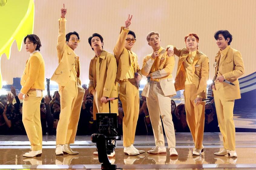 アメリカン・ミュージック・アワード2021で最多の3冠に輝いたBTS。昨年に続きグラミー賞にもノミネートされた(gettyimages)