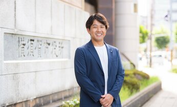 「横須賀市をもっと良い街にしたい」 市職員が起業と副業を決意、市長に直談判した事情