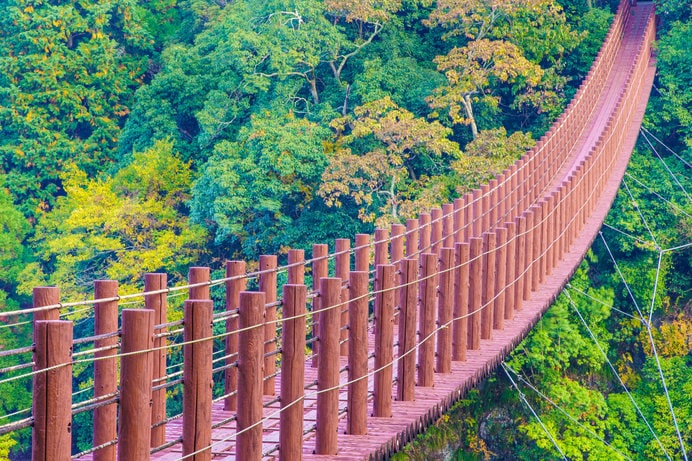 紅葉の立神峡（熊本県）