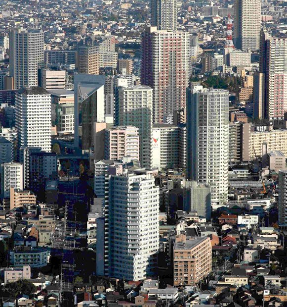 ＪＲ川口駅周辺の高層マンション　（c）朝日新聞社　＠＠写禁