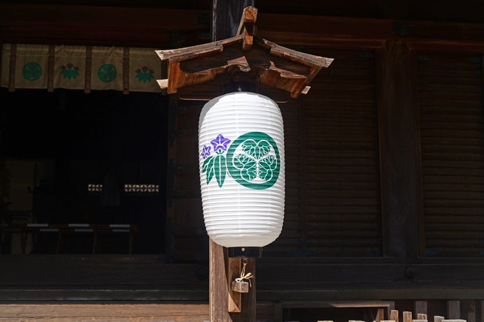 源氏三神社の一つ「多田神社」の紋