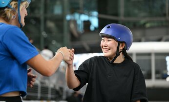 スケートボード・草木ひなの「じいちゃん、一緒にパリの景色を」 亡き祖父との約束果たす、道を切り開く
