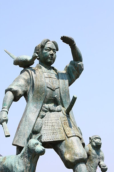 岡山県の桃太郎像