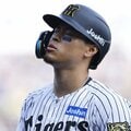 阪神・佐藤輝の右翼固定は吉と出るか? 他球団が「三塁のほうが嫌だった」という理由