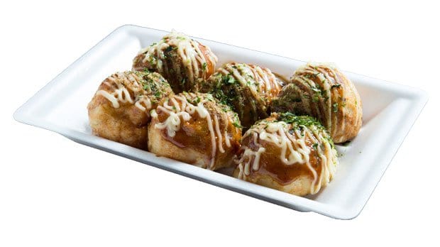 大阪/1位:たこ焼き/390円/お店自慢の銅板で焼く大阪本場のたこ焼き。揚げ焼きしていないので柔らかく、中はとろり。ソースは甘めのオリジナル(撮影/写真部・岸本絢)