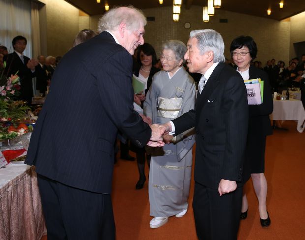 いまも精力的に公務をこなされる天皇、皇后両陛下（１１月２１日、東京・上野の日本学士院会館）　（ｃ）朝日新聞社