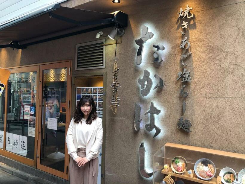 「たかはし」店主の高橋夕佳さん。店舗にも熱心に足を運ぶ（筆者撮影）