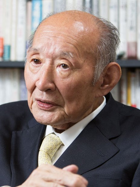 藤井裕久さん（８５）／元財務大臣、元民主党最高顧問。東京大学法学部卒業後、大蔵省で主計畑を歩む。官房長官秘書官を２度務めた後、政界転身。細川内閣、羽田内閣で蔵相、鳩山内閣で財務相を務めた。民主党代表代行など党の要職も歴任した