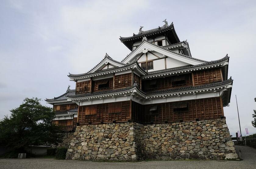 福知山城／１９８６年に再建された天守で、福知山市郷土資料館となっている（写真：筆者撮影）