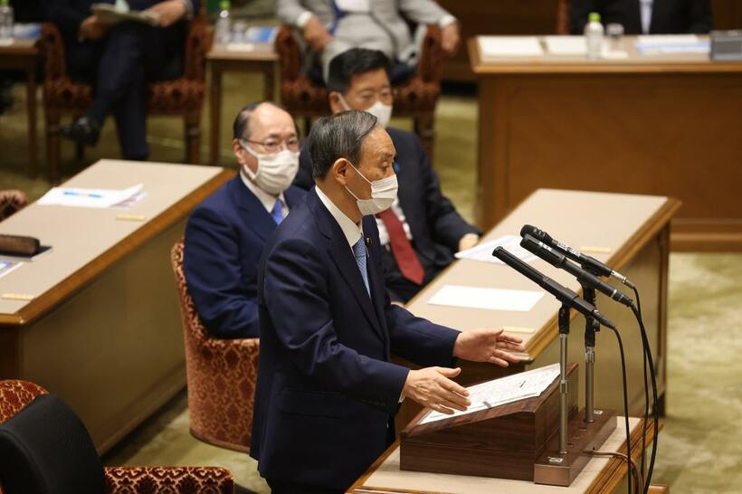 6月9日の党首討論での菅義偉首相（c）朝日新聞社