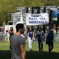 「イスラエル援助の投資をやめて」 米UCLAの学生が流血も恐れず抗議し続ける理由