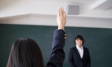 教材は「逃げ恥」　男子校での妊娠・育休や生理教育を工夫する教師たち