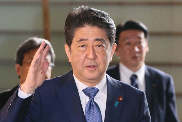 臨時国会の冒頭解散という“禁じ手”がブーメランしそうな安倍首相（ｃ）朝日新聞社