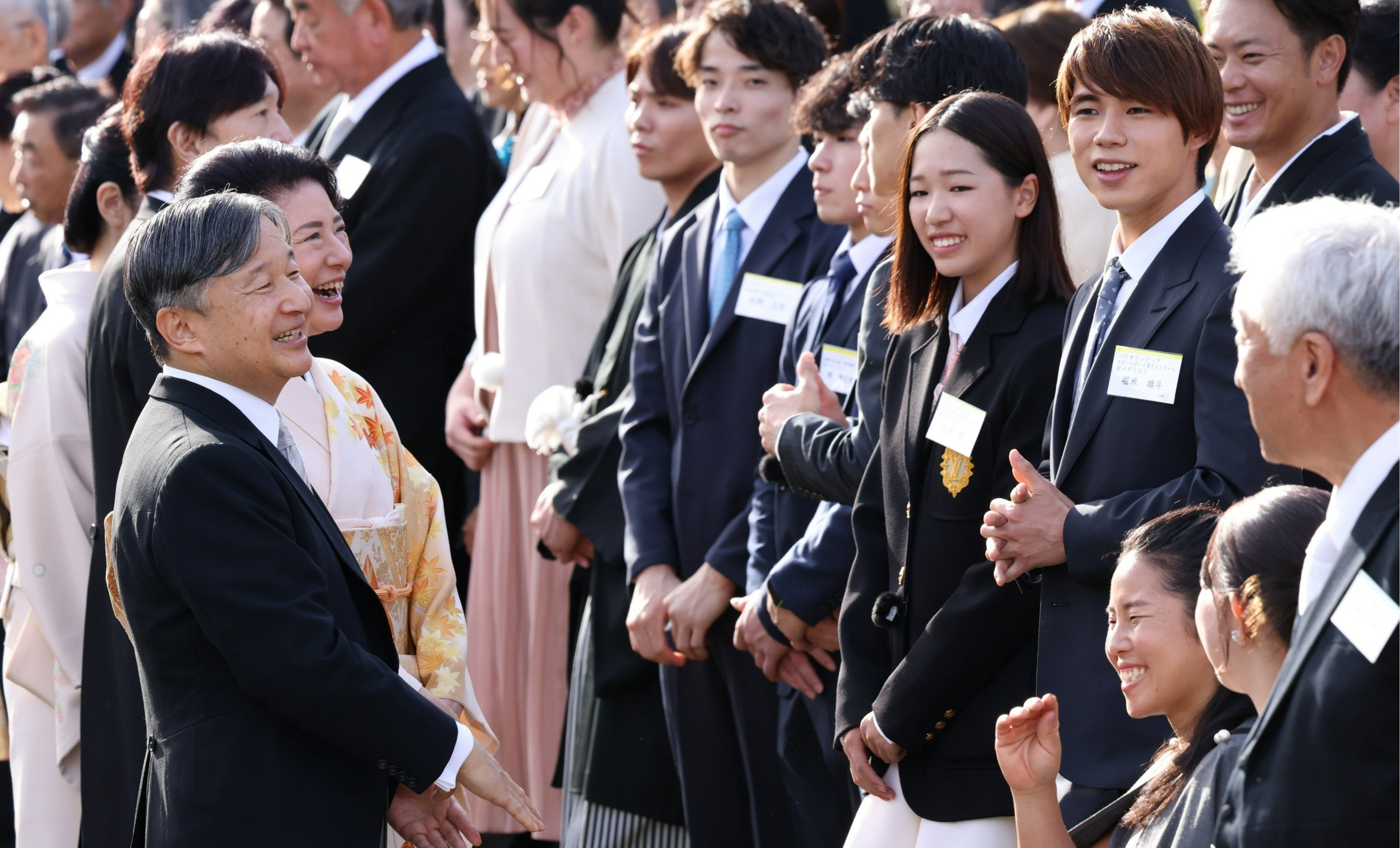 秋の園遊会】さすがの久子さま！「お話の途中に失礼！承子さん」と絶妙な機転 招待者が感激した宮妃と女王の最高の「おもてなし」（AERA  dot.）｜ｄメニューニュース（NTTドコモ）