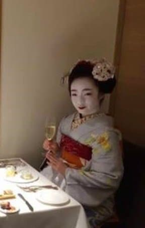 慣れないお酒で、ずっと吐いている子もいたという。桐貴さん提供