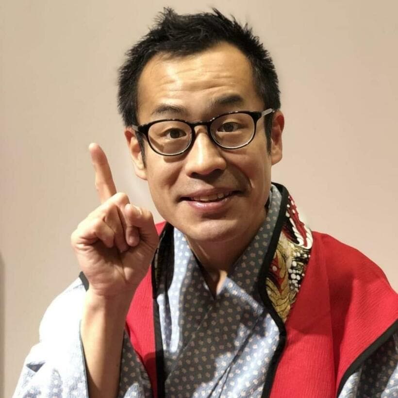 写真・図版（1枚目）| サンタに電話する母に「いるんや」と友人…三遊亭はらしょうの思い出