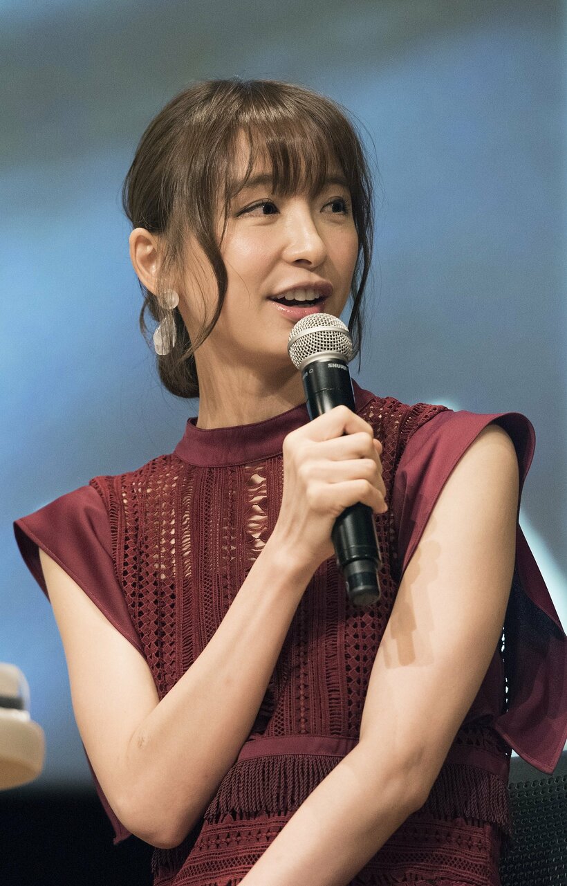 篠田麻里子